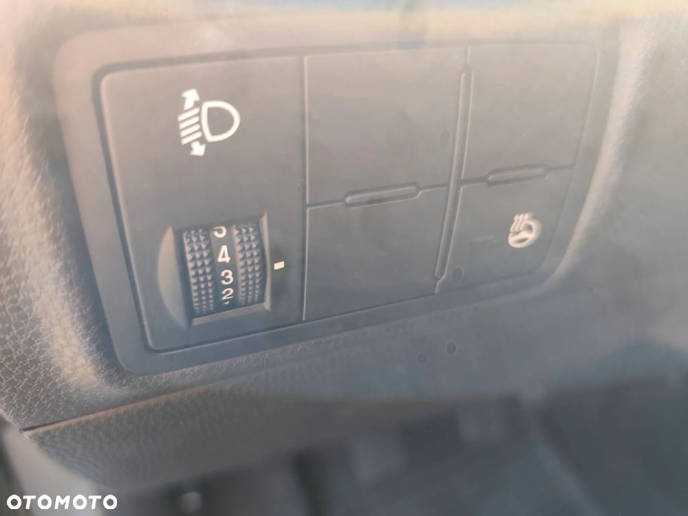 Kia Picanto 1.0 Dream Team Edition - 15