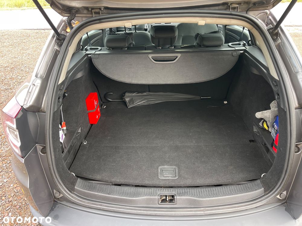 Renault Megane 1.6 16V Dynamique Euro5 - 11