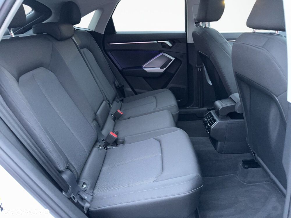 Audi Q3 Sportback - 14