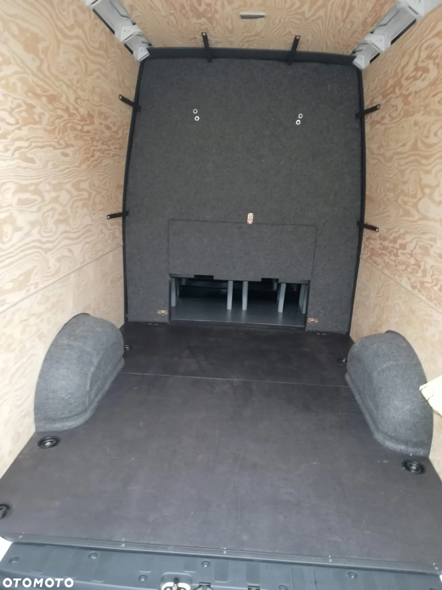 Volkswagen Crafter - 4