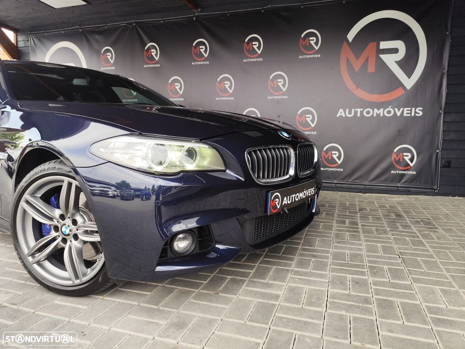 BMW 535 d xDrive Pack M Auto - 46