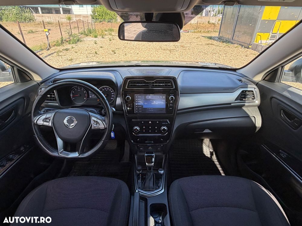 SSANGYONG Tivoli 2022 — imagine 10