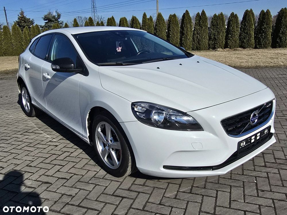 Volvo V40 - 2