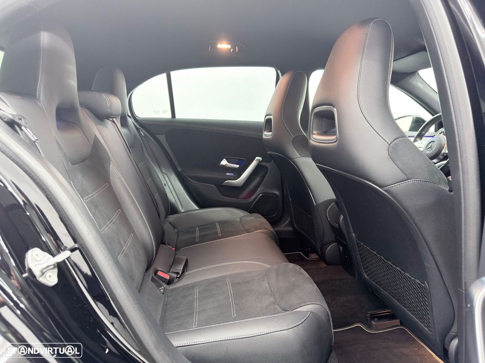 Mercedes-Benz A 250 e 8G-DCT Edition AMG Line - 23