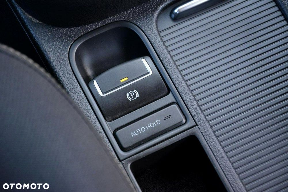 Volkswagen Tiguan 2.0 TDI DPF BlueMotion Technology Cup Sport & Style - 35
