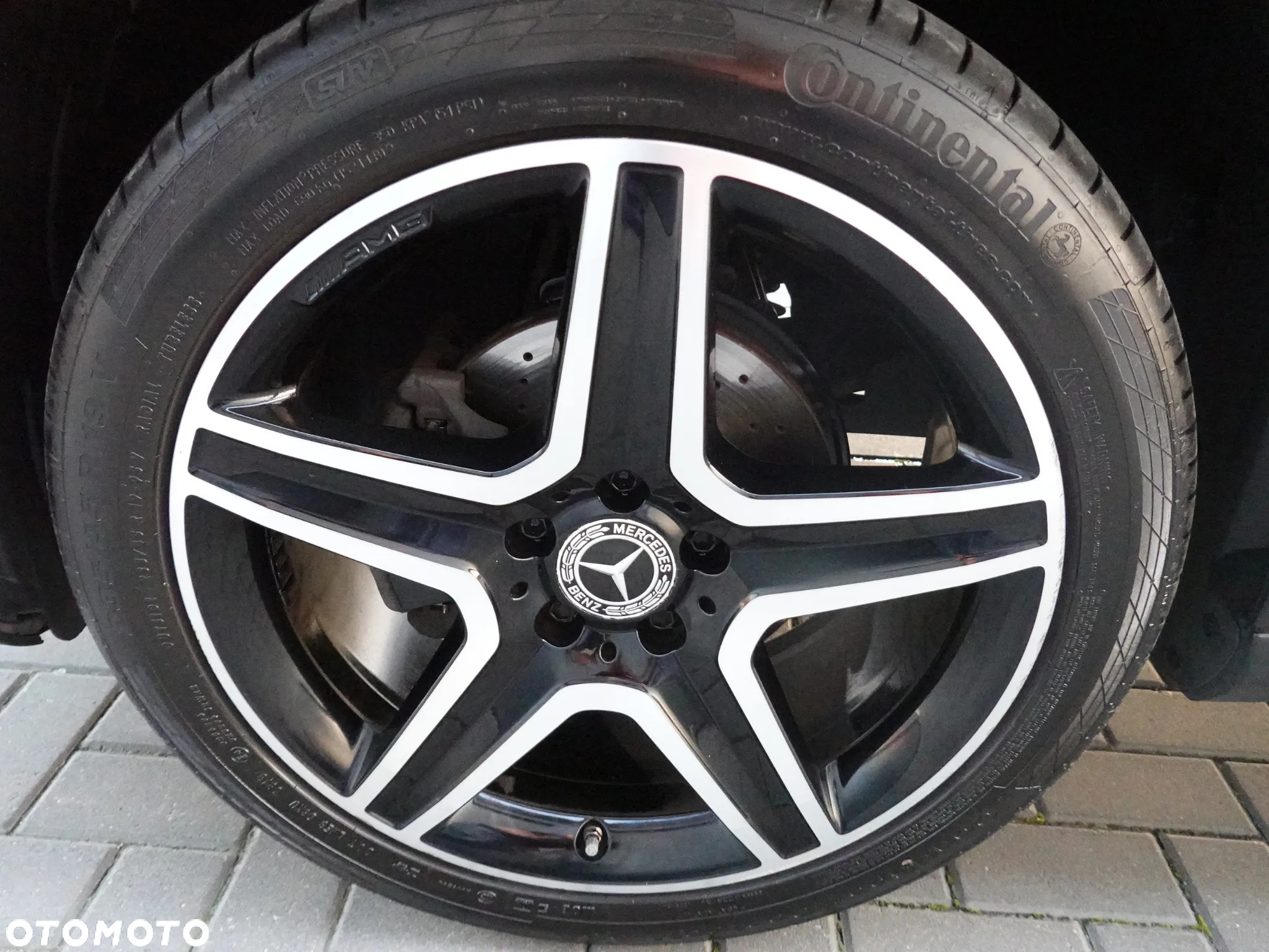 Mercedes-Benz GLA 200 7G-DCT AMG Line - 35