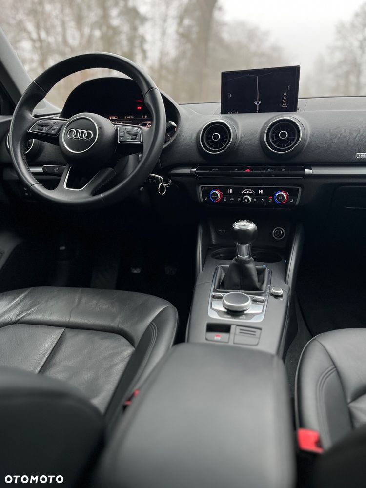 Audi A3 Sportback 35 TFSI S line - 18