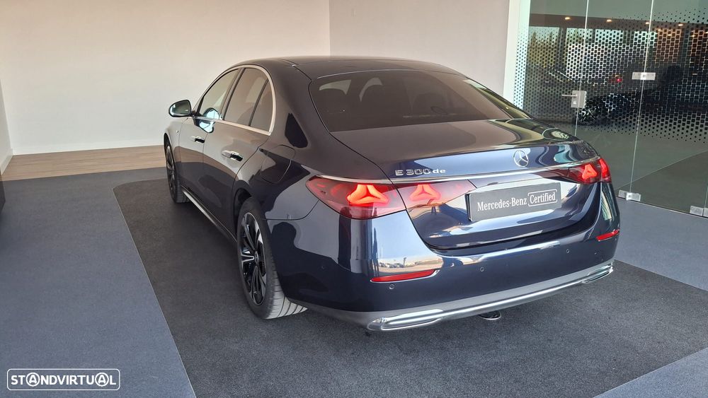 Mercedes-Benz E 300 de - 9