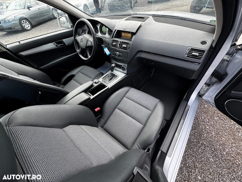 Mercedes-Benz C 180 Kompressor Automatik BlueEFFICIENCY - 21