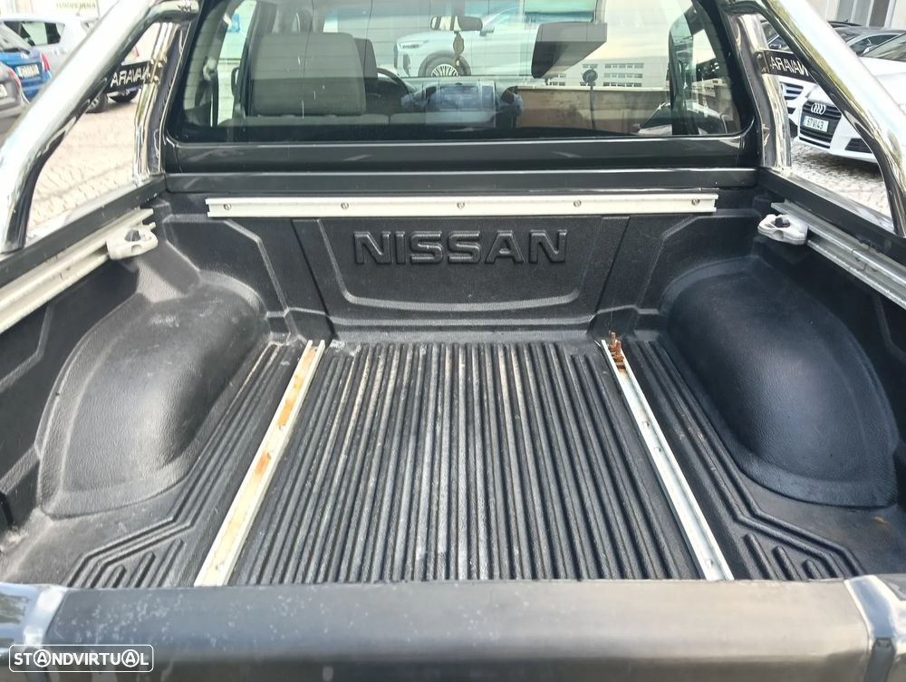 Nissan Pick Up 2.5 TD CD Navara ABS+FN+CD - 29