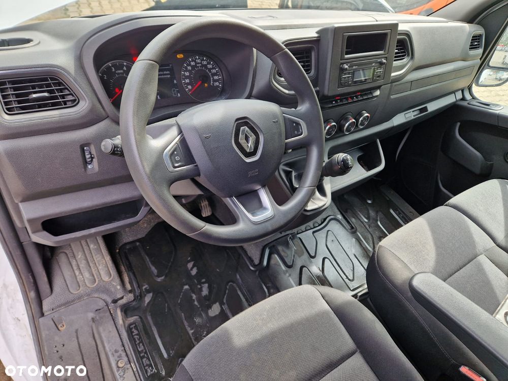 Renault Master - 15