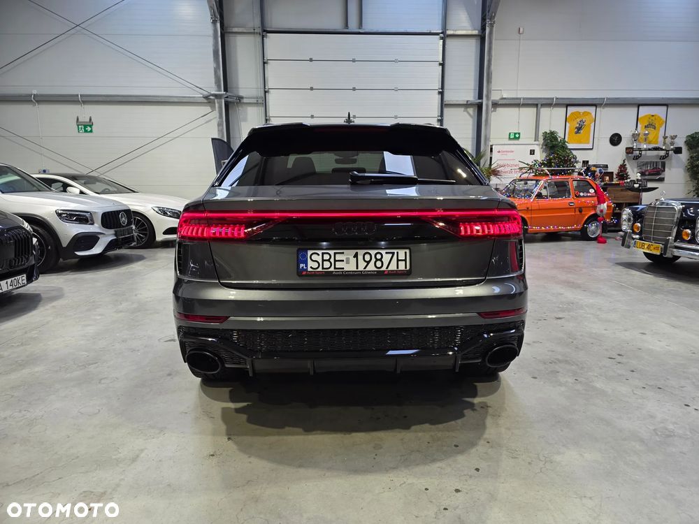 Audi RS Q8 - 7
