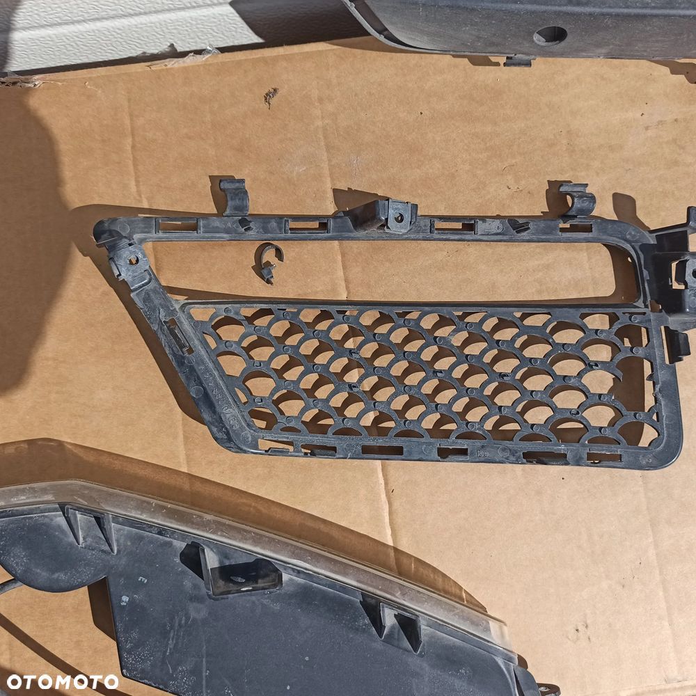 W212 AMG LAMPA LED DRL PRAWY LEWY KRATKA A2128201256 - 4