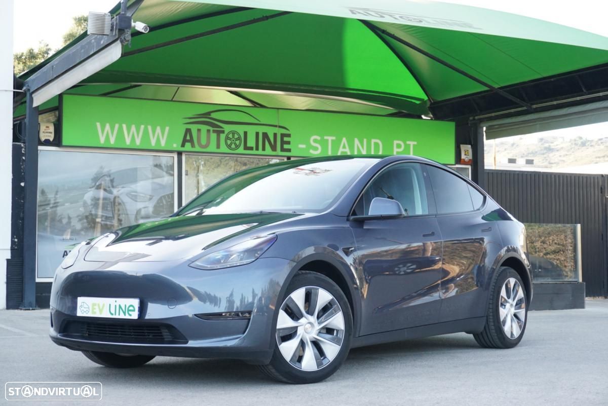 Tesla Model Y - 1