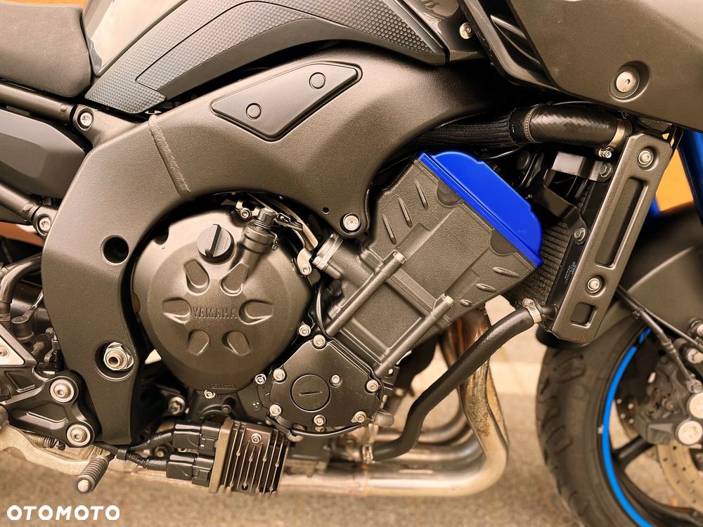 Yamaha FZ8 - 9