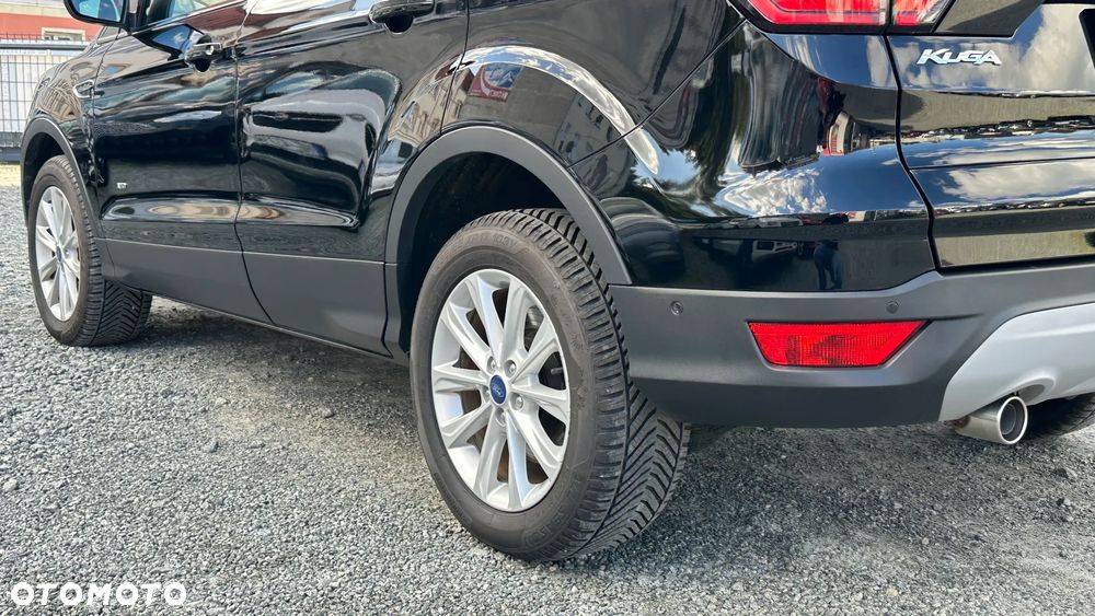 Ford Kuga - 16