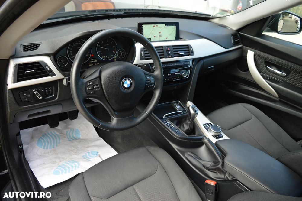 BMW Seria 3 318d Advantage - 25
