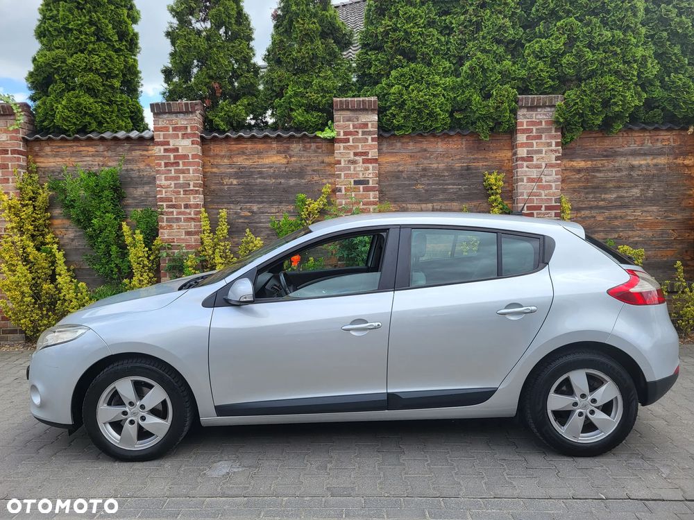 Renault Megane - 2