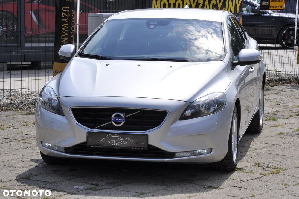 Volvo V40 D2 You - 2