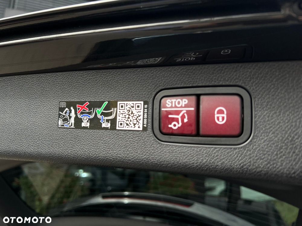 Mercedes-Benz Klasa E - 21