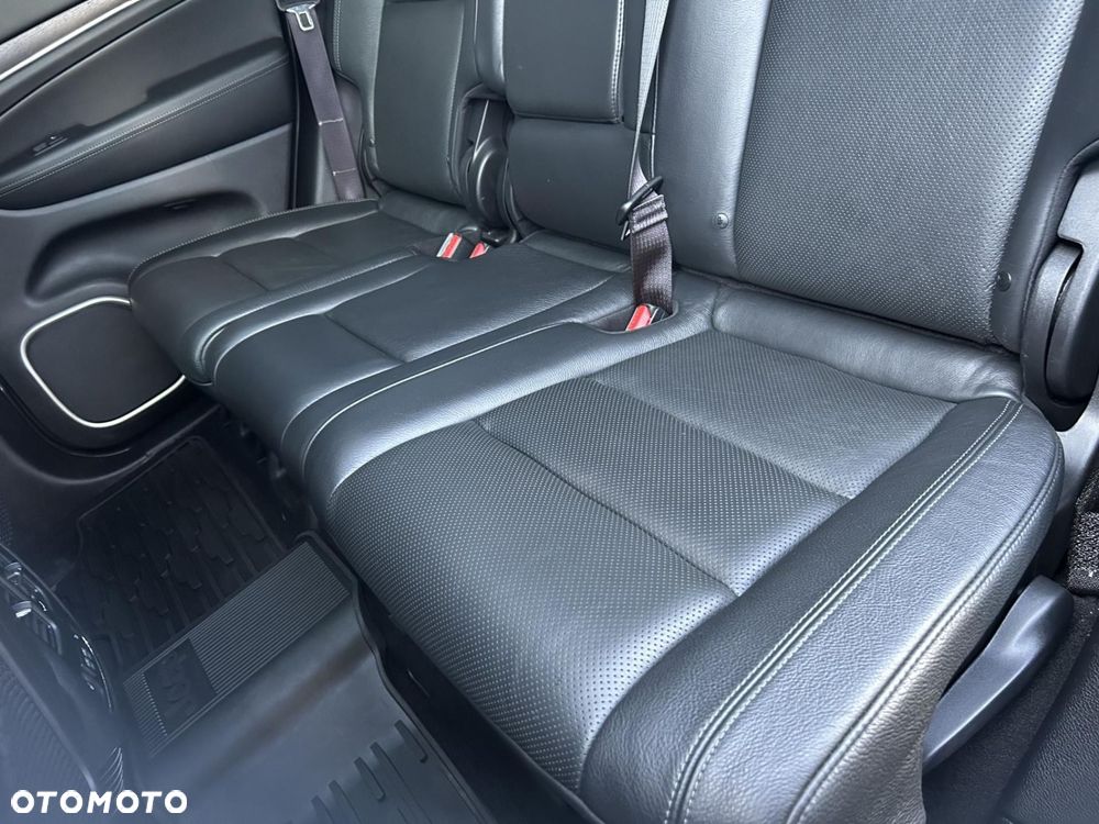 Jeep Grand Cherokee - 17