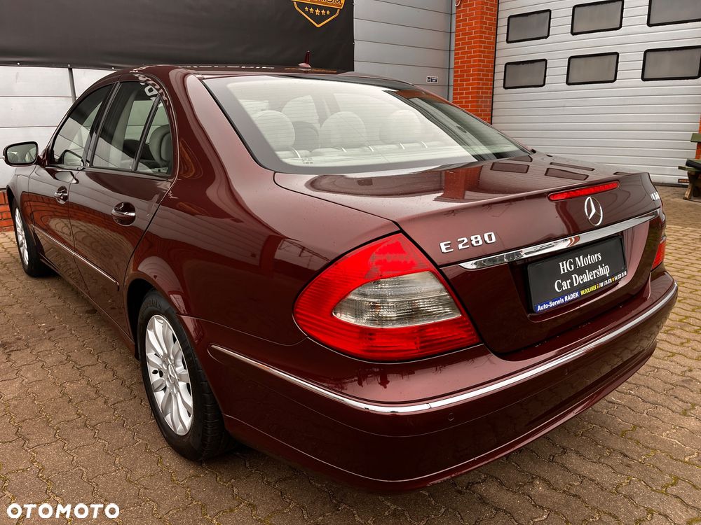 Mercedes-Benz Klasa E - 9