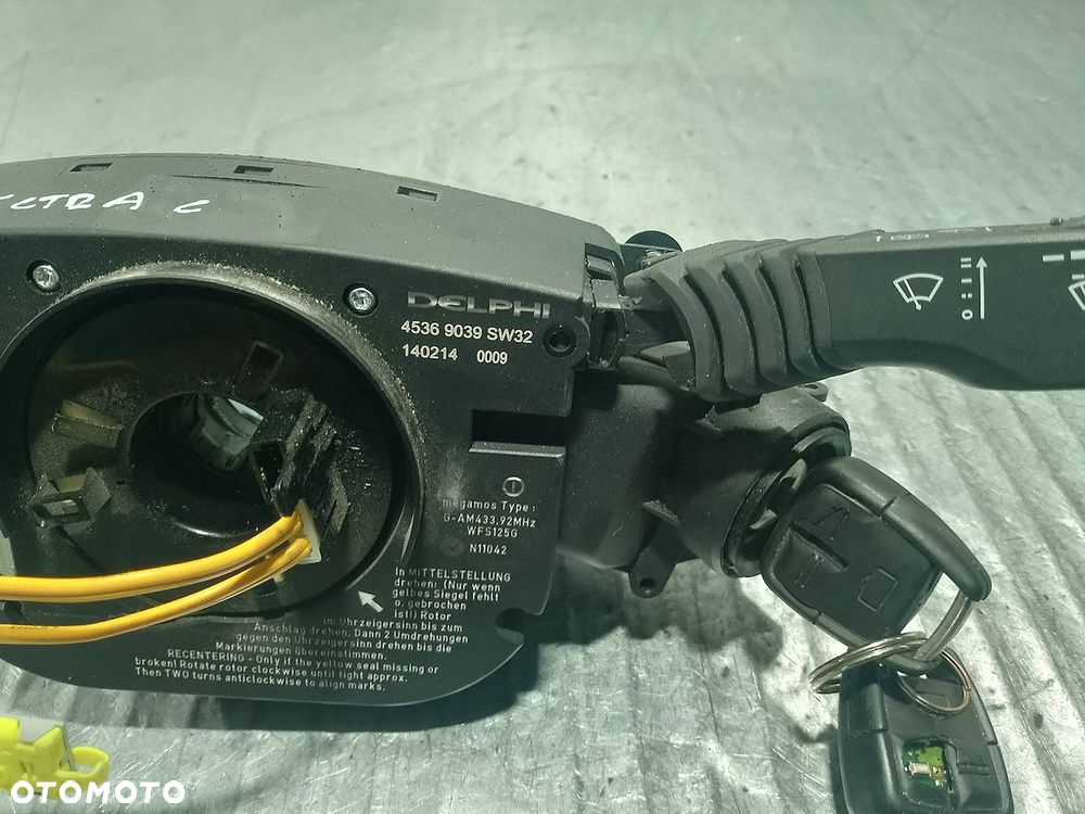 PRZEŁĄCZNIK ZESPOLONY OPEL VECTRA C 13162133 1.9 CDTI - 4