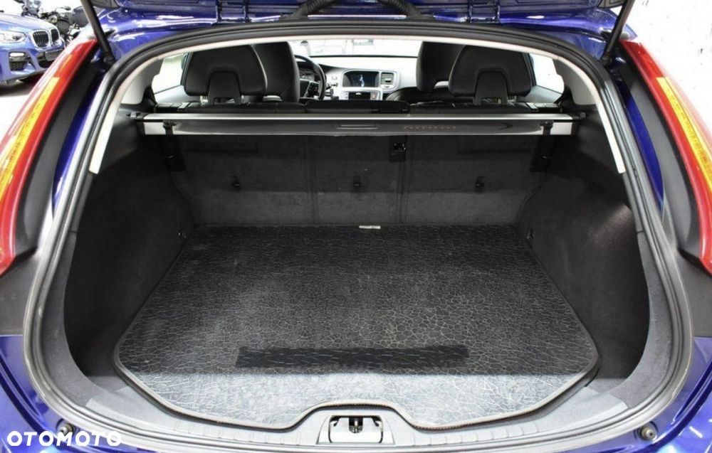 Volvo V60 D4 Drive-E Ocean Race - 9