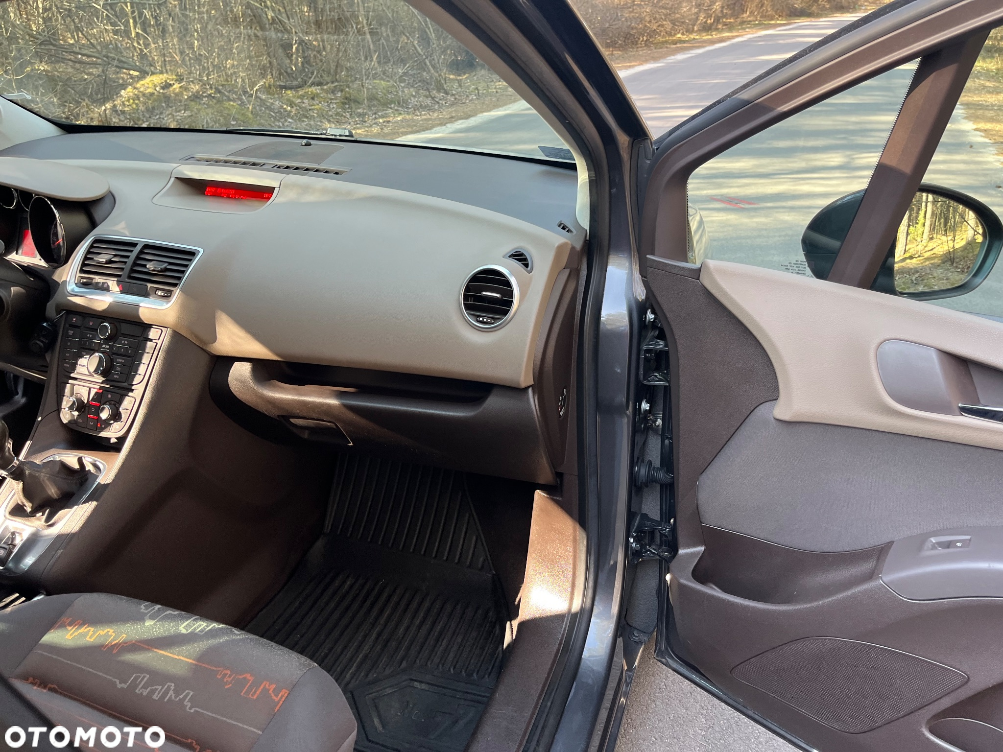 Opel Meriva 1.4 T Enjoy S&S - 14