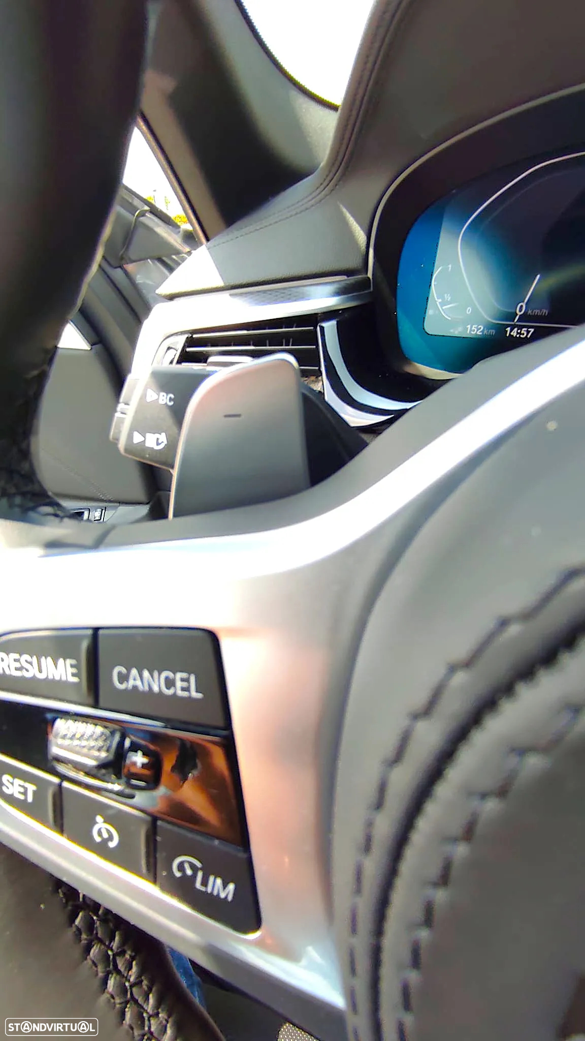 BMW 530 e Pack Desportivo M - 28