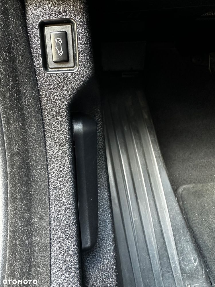 BMW Seria 5 530d xDrive - 18