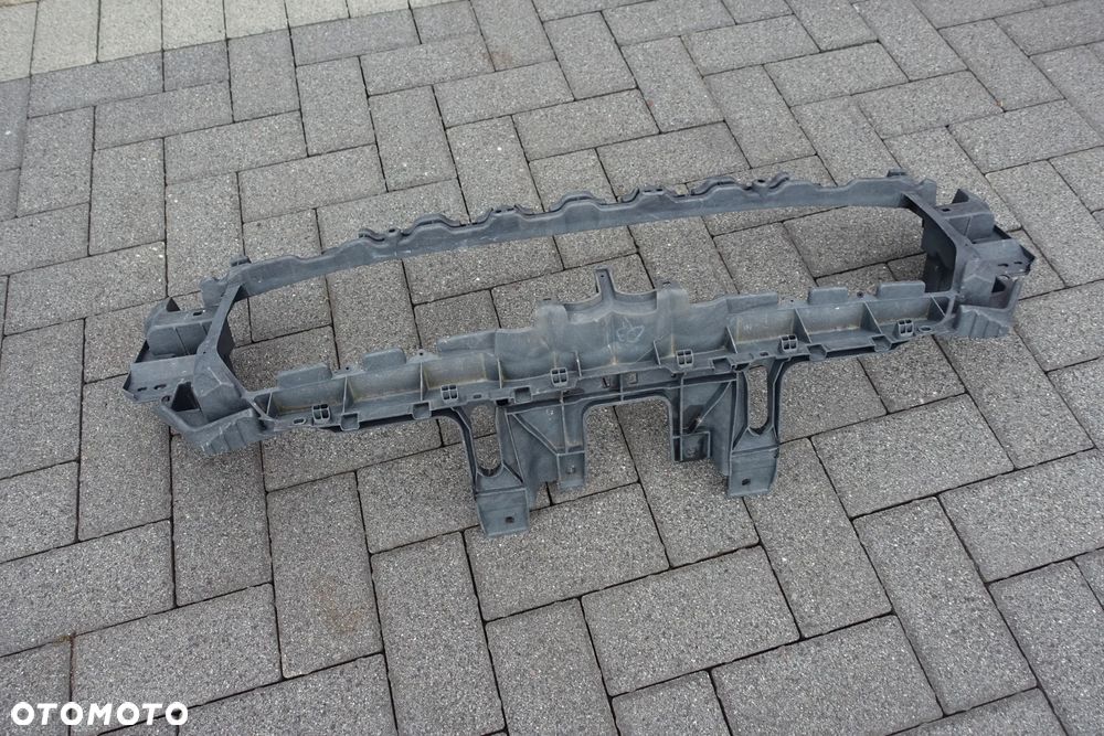 WZMOCNIENIE ATRAPY GRILLA AUDI Q3 15r- LIFT 8U0 - 3