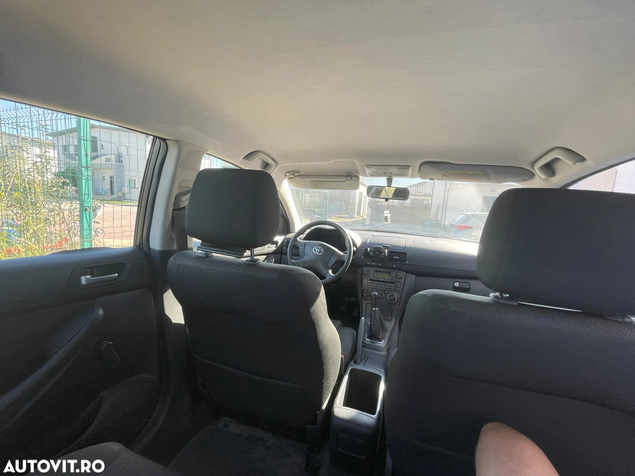 Toyota Avensis - 3
