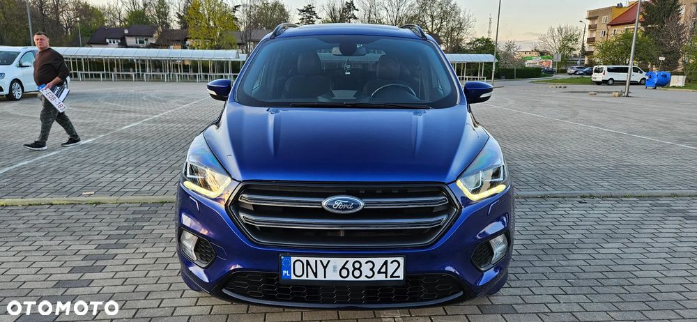 Ford Kuga 2.0 TDCi 4x4 ST-Line - 23