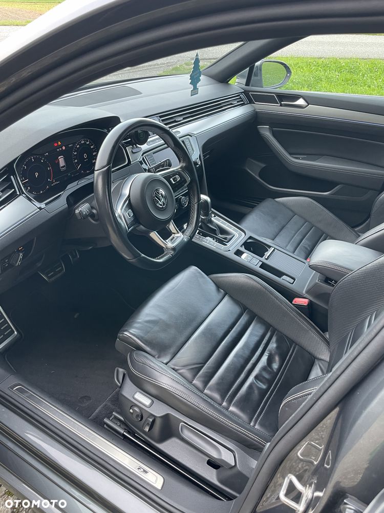 Volkswagen Passat - 6