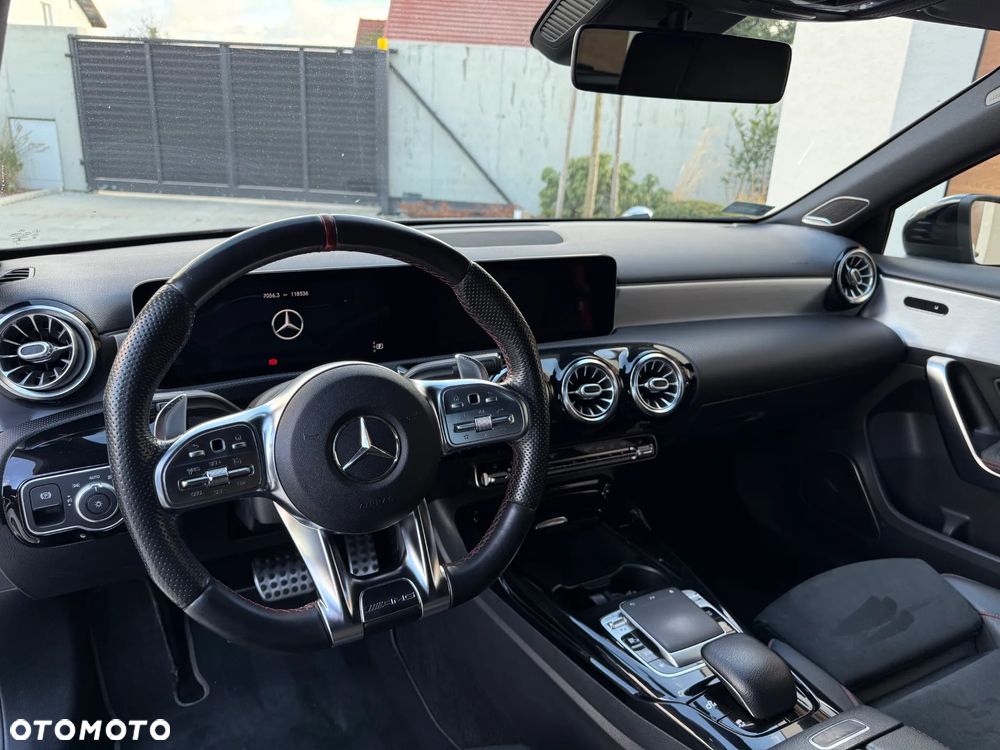 Mercedes-Benz Klasa A 35 AMG 4-Matic 7G-DCT - 7