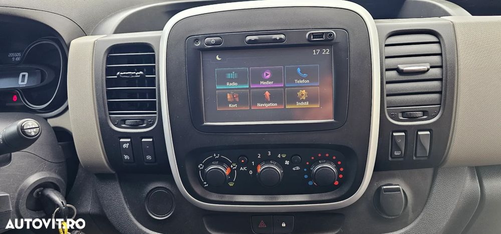 Renault Trafic ENERGY Spaceclass - 25