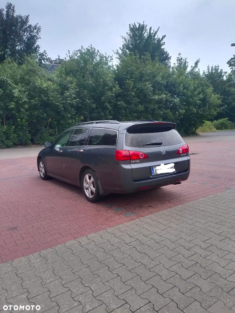 Honda Accord 2.2i-CTDi Executive - 1