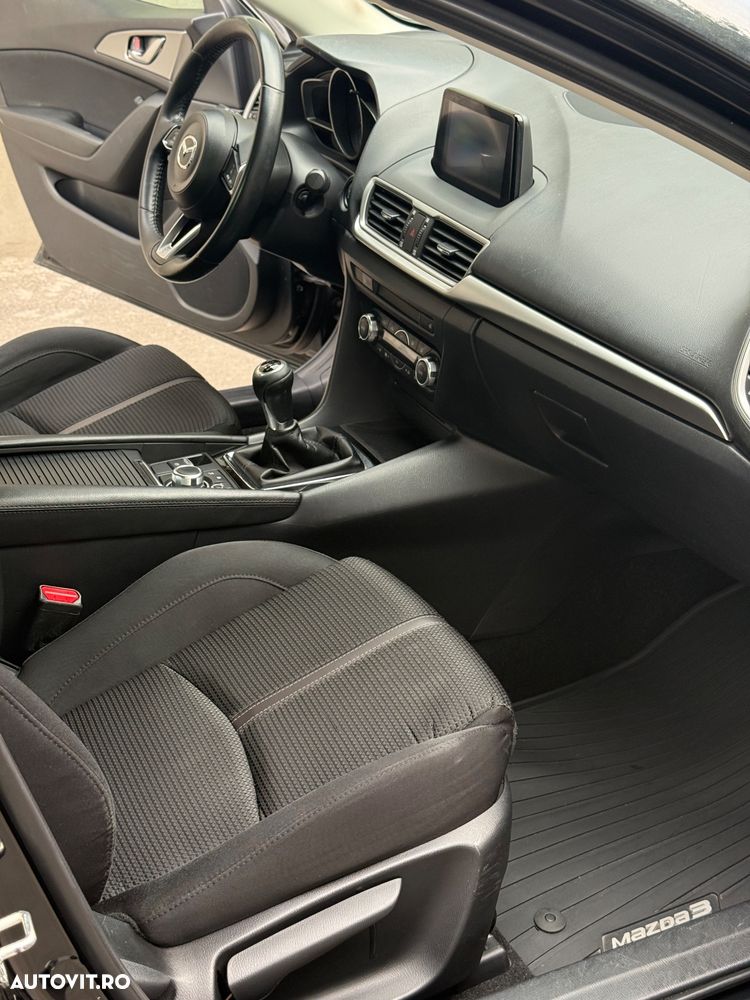 Mazda 3 - 18