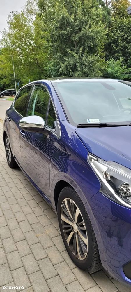 Peugeot 208 1.2 PureTech Allure - 18