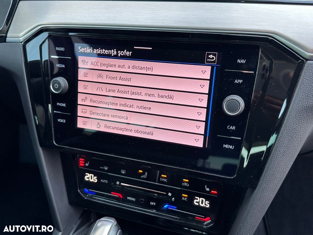 Volkswagen Passat 2.0 TDI DSG Highline - 18