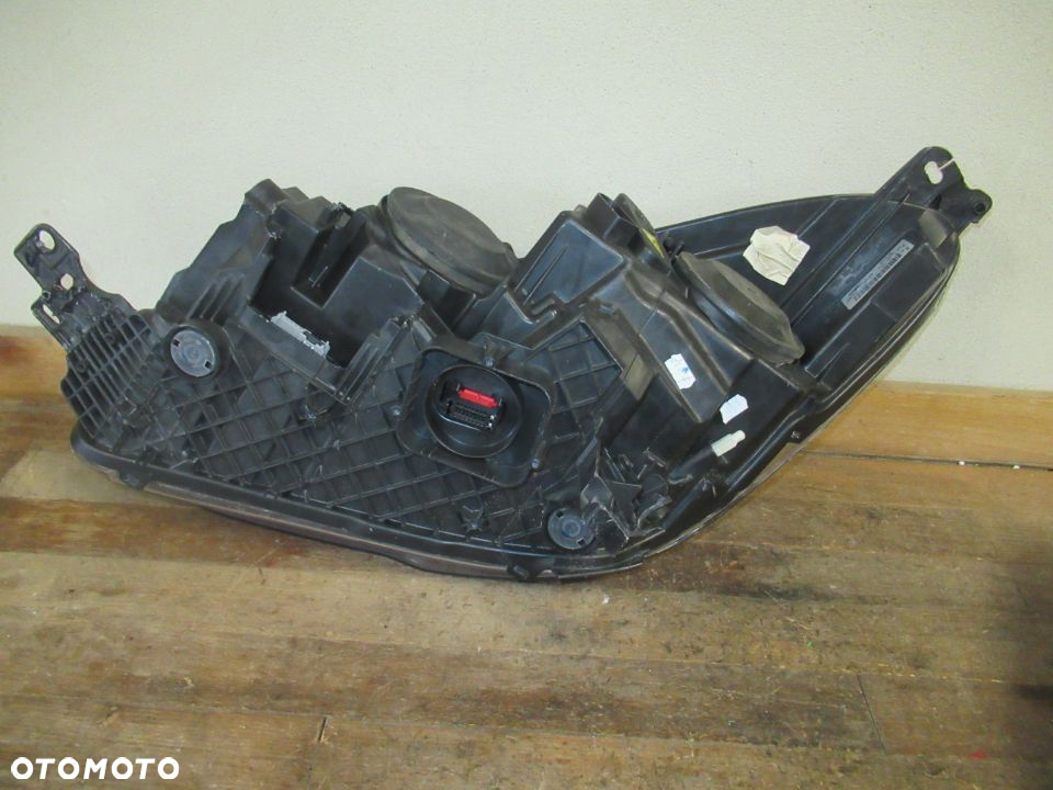 LAMPA PRZÓD PRZEDNIA PRAWA FORD KUGA MK2 LIFT XENON 2016-2019 rok - 17