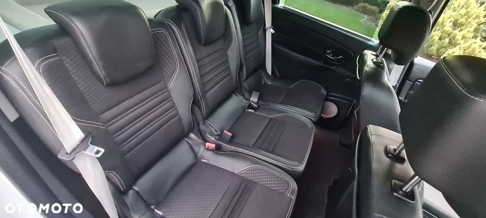 Renault Scenic dCi 110 FAP EDC Bose Edition - 14