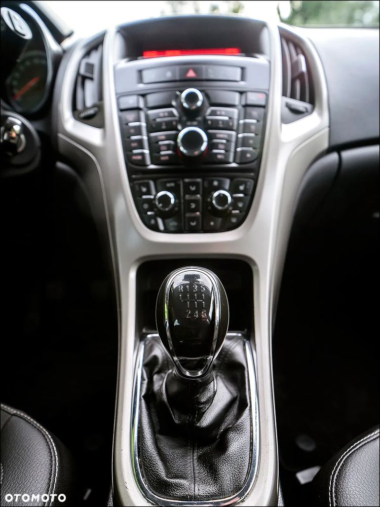 Opel Astra - 25