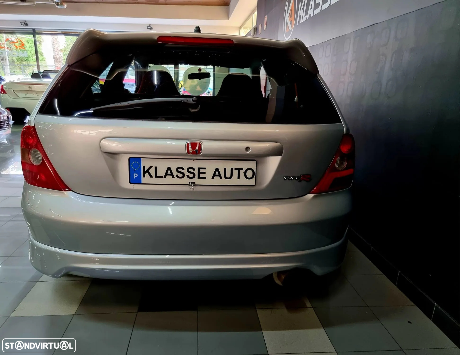 Honda Civic 2.0 Type-R 30th - 9