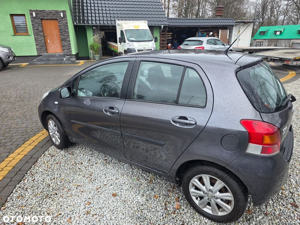 Toyota Yaris 1.33 VVT-i Life - 4