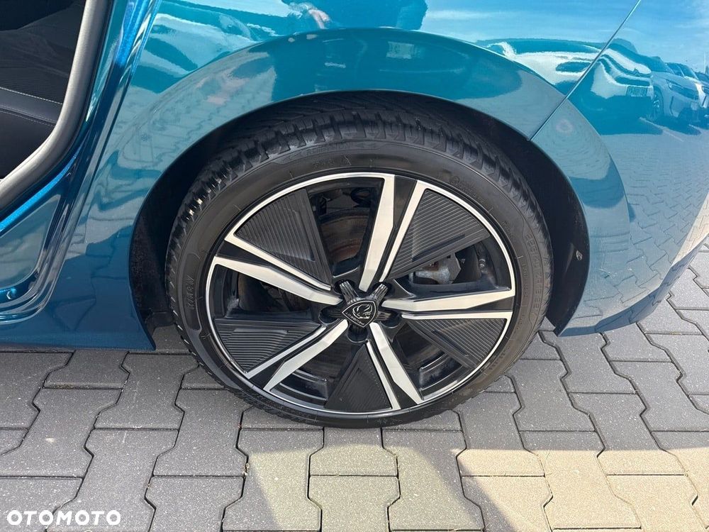 Peugeot 308 1.2 PureTech GT S&S EAT8 - 12