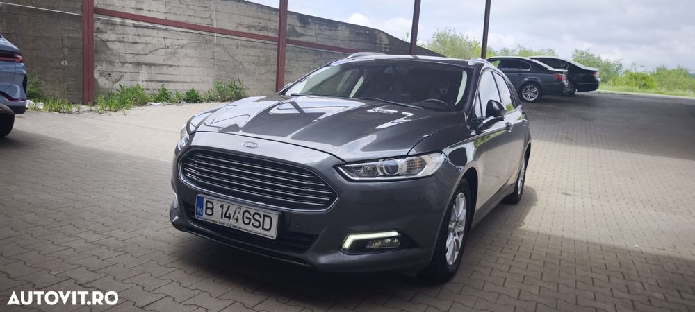 Ford Mondeo 2.0 TDCi Powershift Business - 2