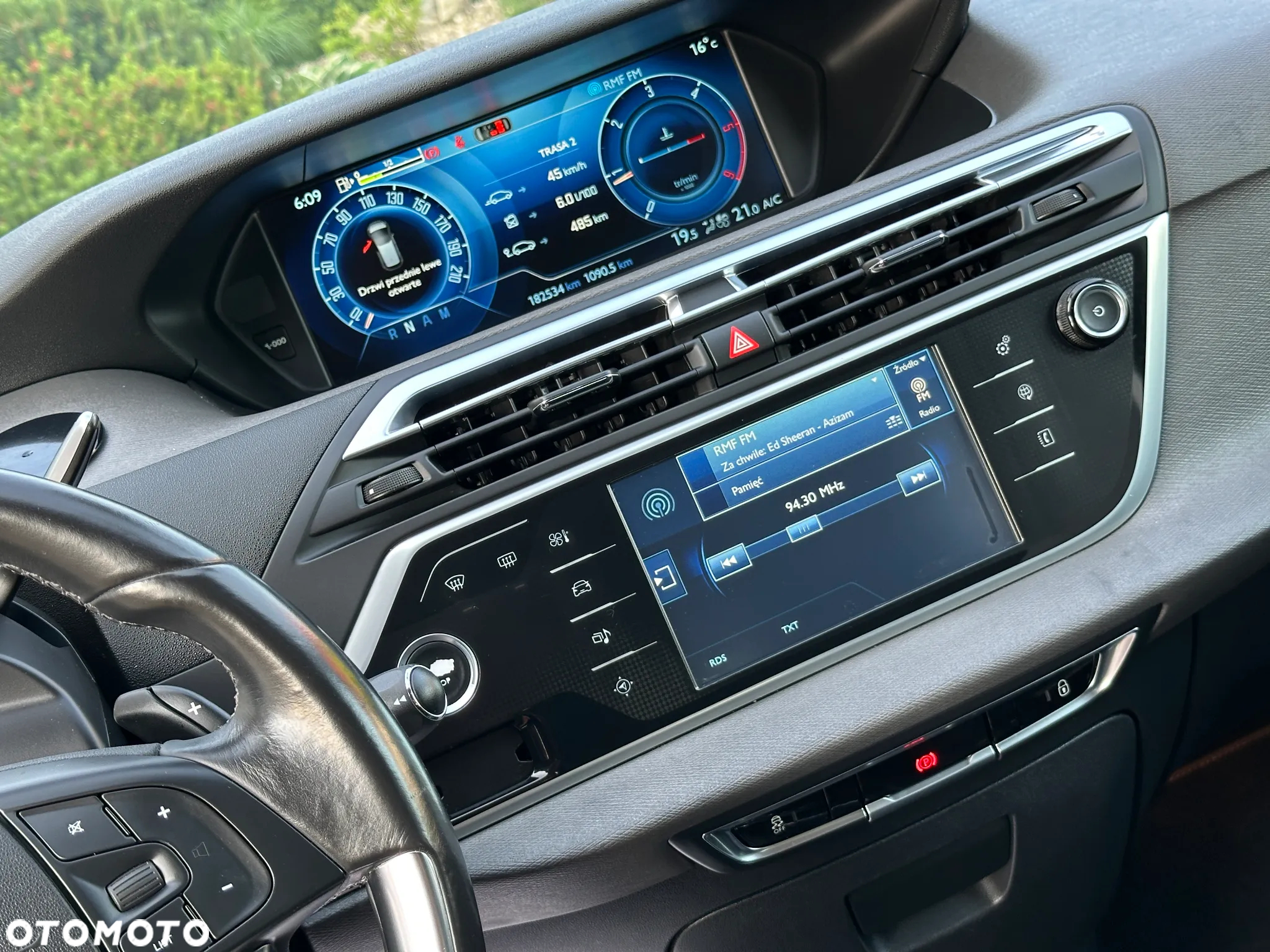 Citroën C4 Picasso e-HDi 115 ETG6 Exclusive - 4