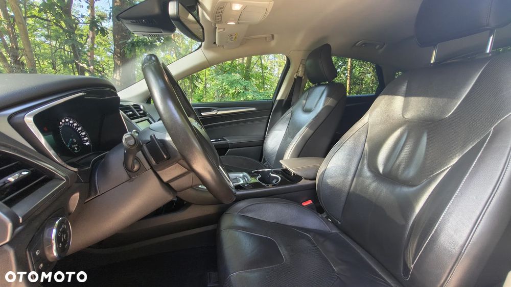 Ford Mondeo 2.0 TDCi Titanium PowerShift - 9